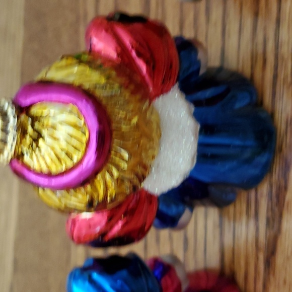 Set of Three Angel Ornaments - Picture 7 of 11